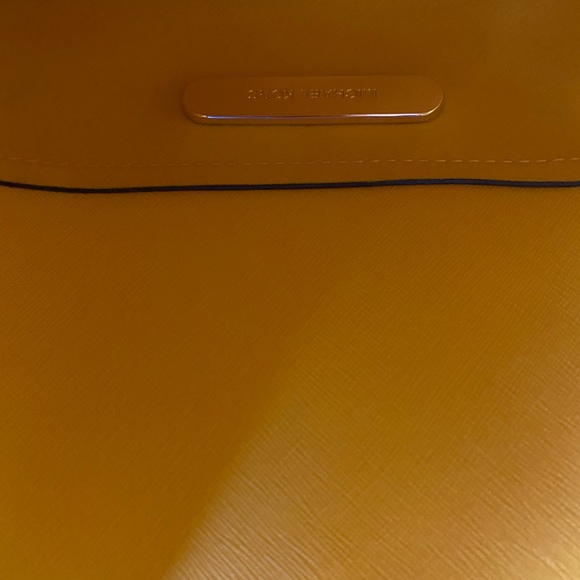 Michael Kors - Picture 7 of 8